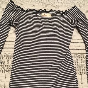 Off the shoulder long sleeve